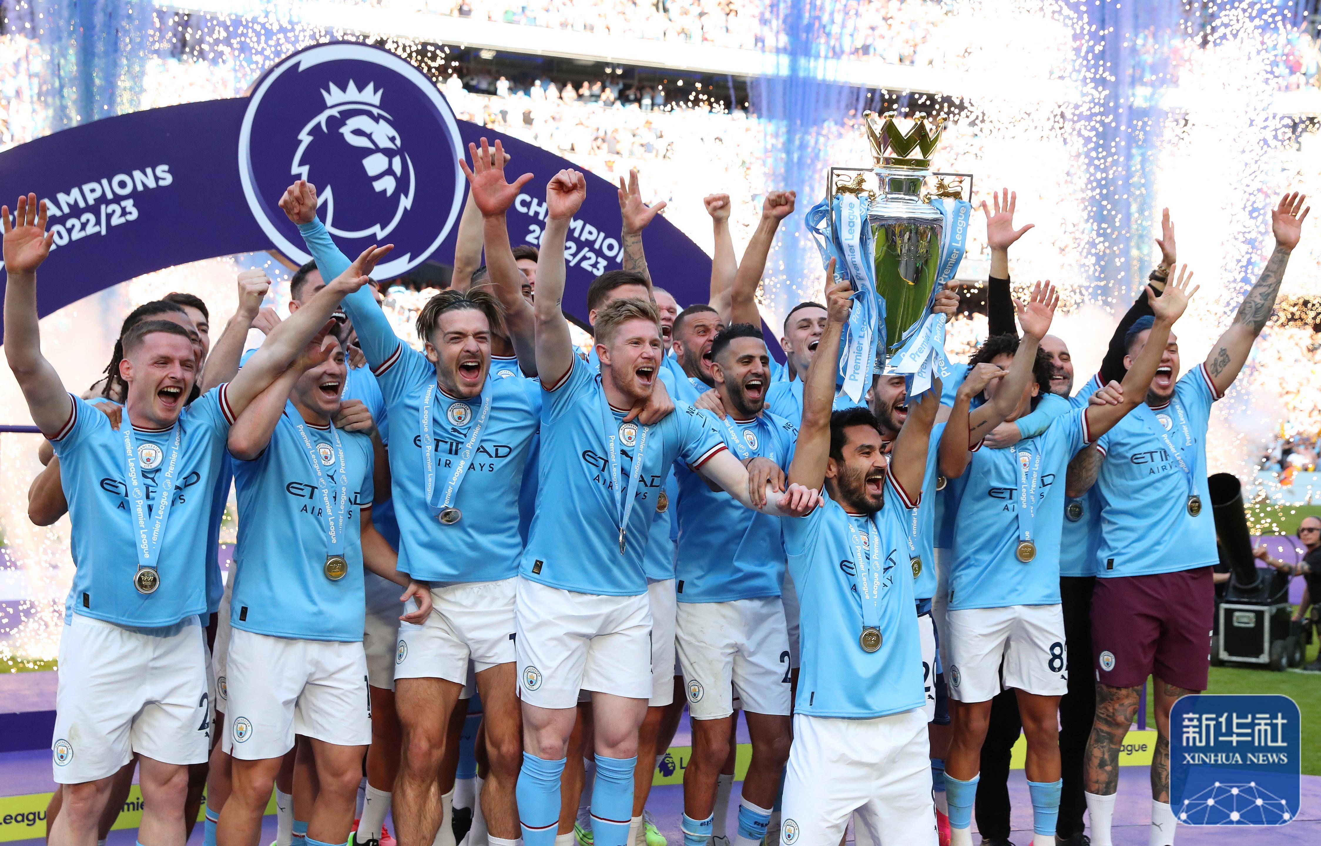 ayx-包含赛地聚焦——英超清晨热度飙升；拉齐奥复出首秀；更衣室稳定；更衣室氛围转暖的词条