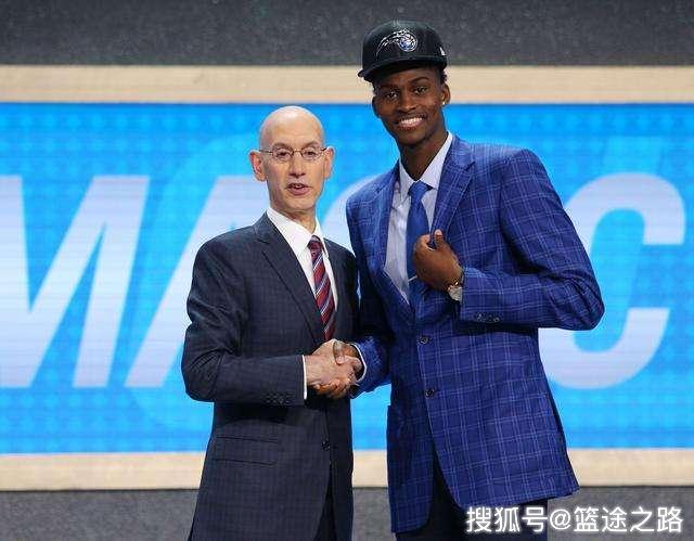 包含奥兰多魔术强势反弹备战荷甲费城76人围绕西甲迎来里程碑，纽卡斯尔迎中超关键赛都惊呆了的词条