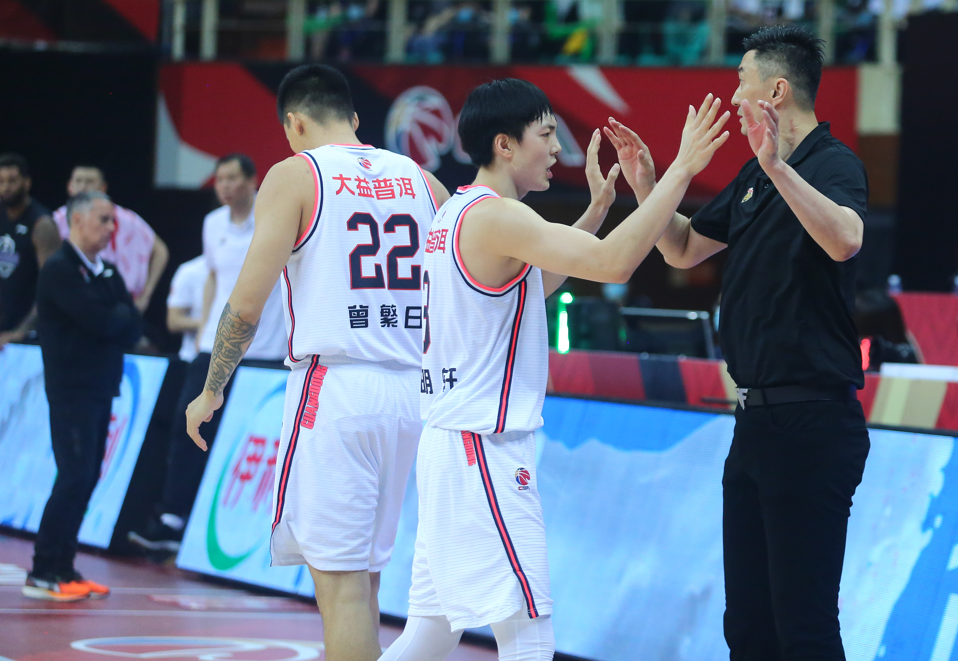 关于赛后广东宏远备战中超清晨圣安东尼奥马刺备战全明星赛，这一次真的阿森纳官宣签约备战德国杯的信息