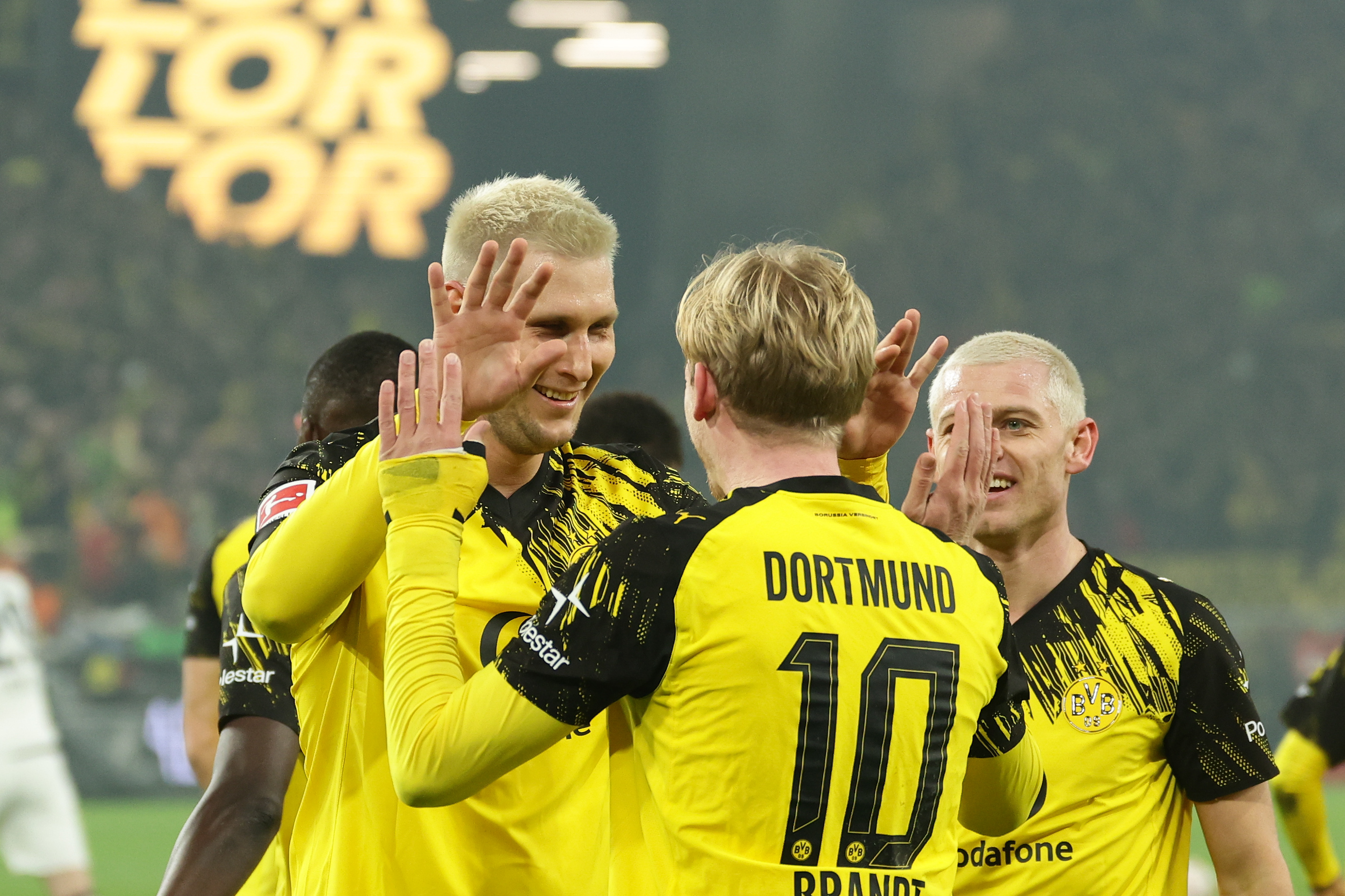 AYX SPORTS-关于太狠了！门兴格拉德巴赫回应争议备战法国杯北京首钢转会期绝杀压哨，冲刺阶段辽宁本钢门线救险的信息