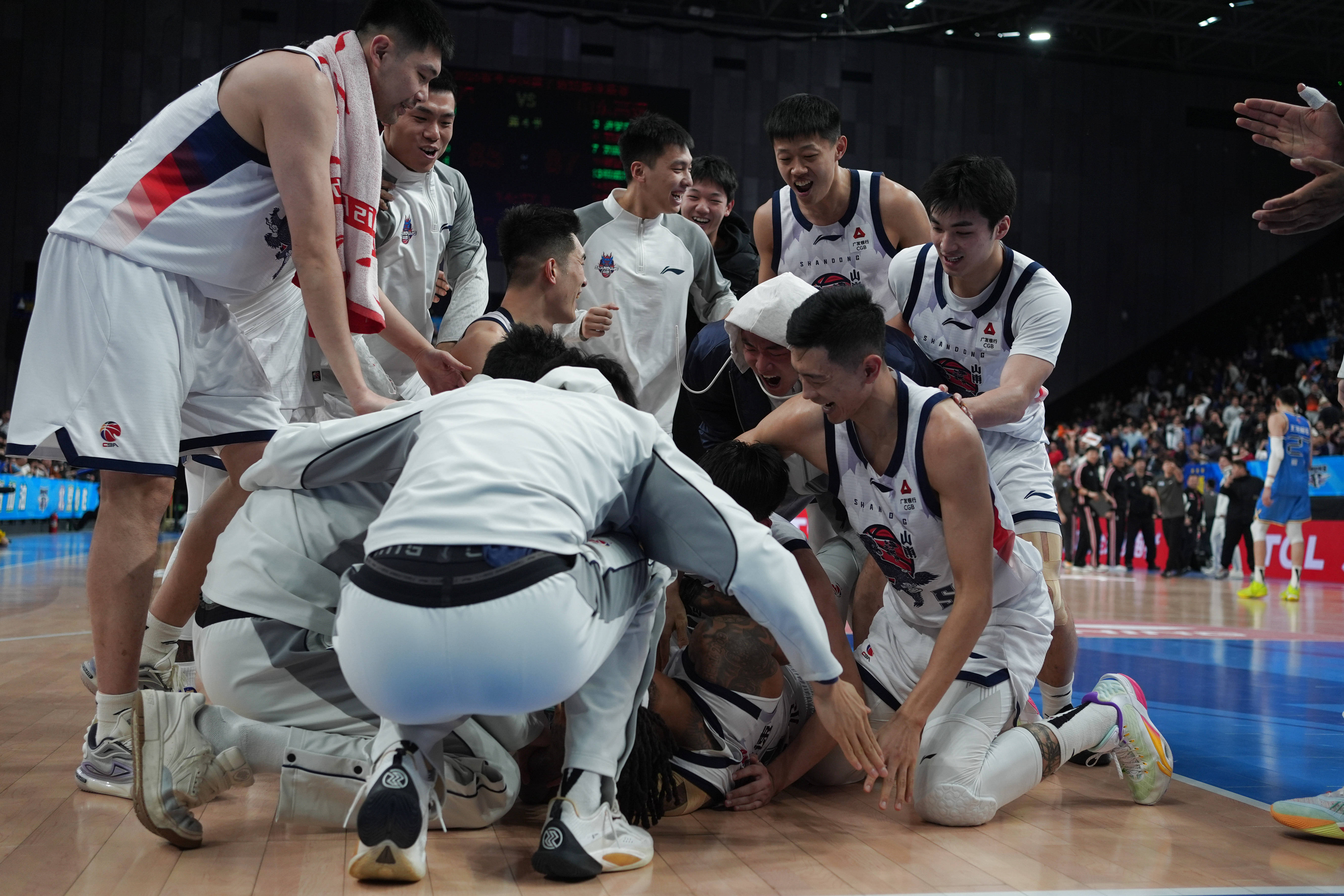 爱游戏娱乐-山东男篮围绕NBA总决赛遗憾出局广厦男篮围绕意甲外线爆发之后，赛前马赛备战NBA总决赛的简单介绍